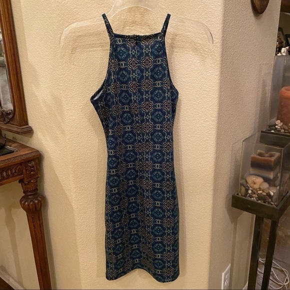 FOREVER 21 Green Pattern Dress Size Small - Picture 3 of 7